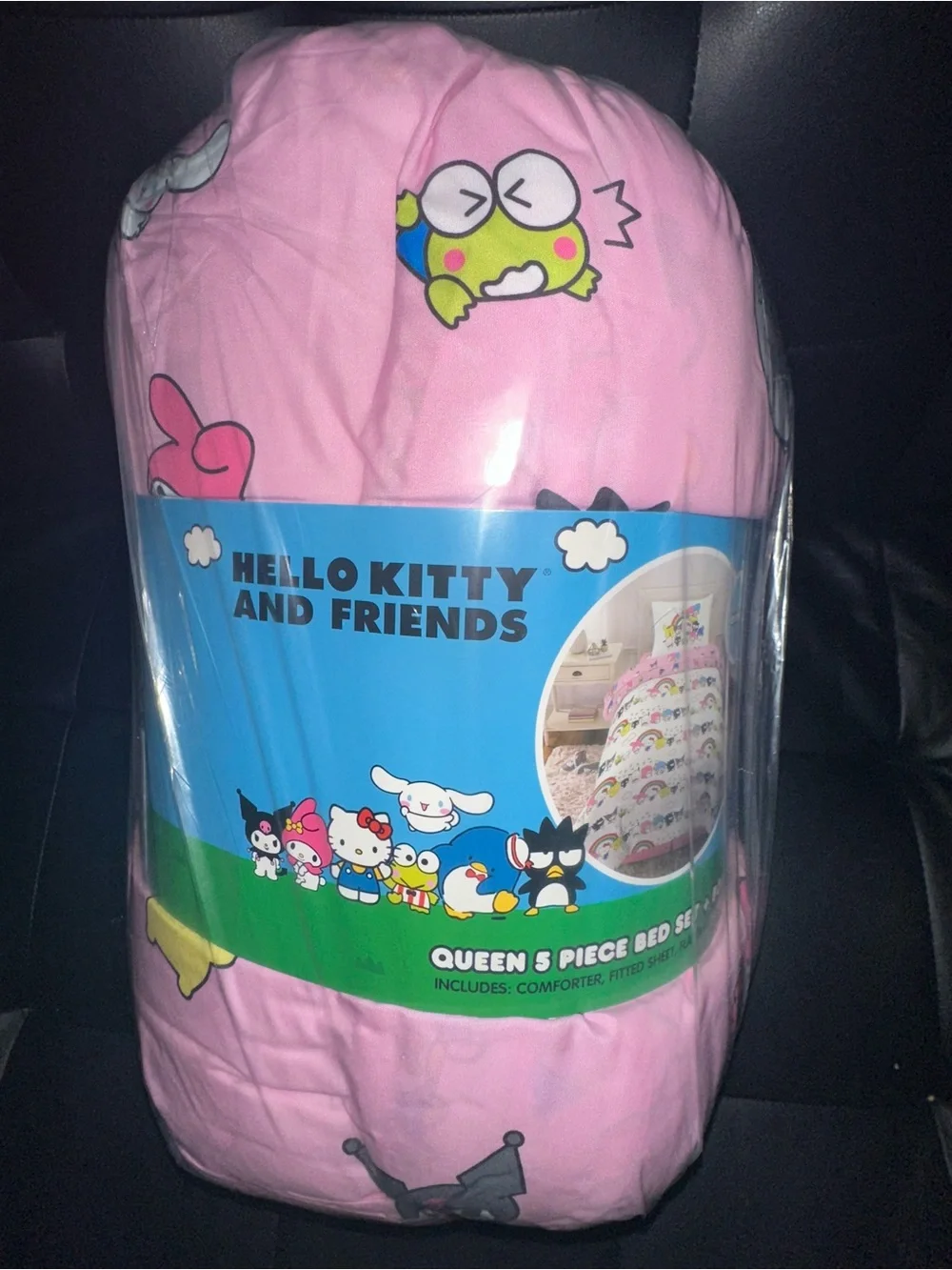 Hello Kitty Pink Rainbow Character Comforter Set